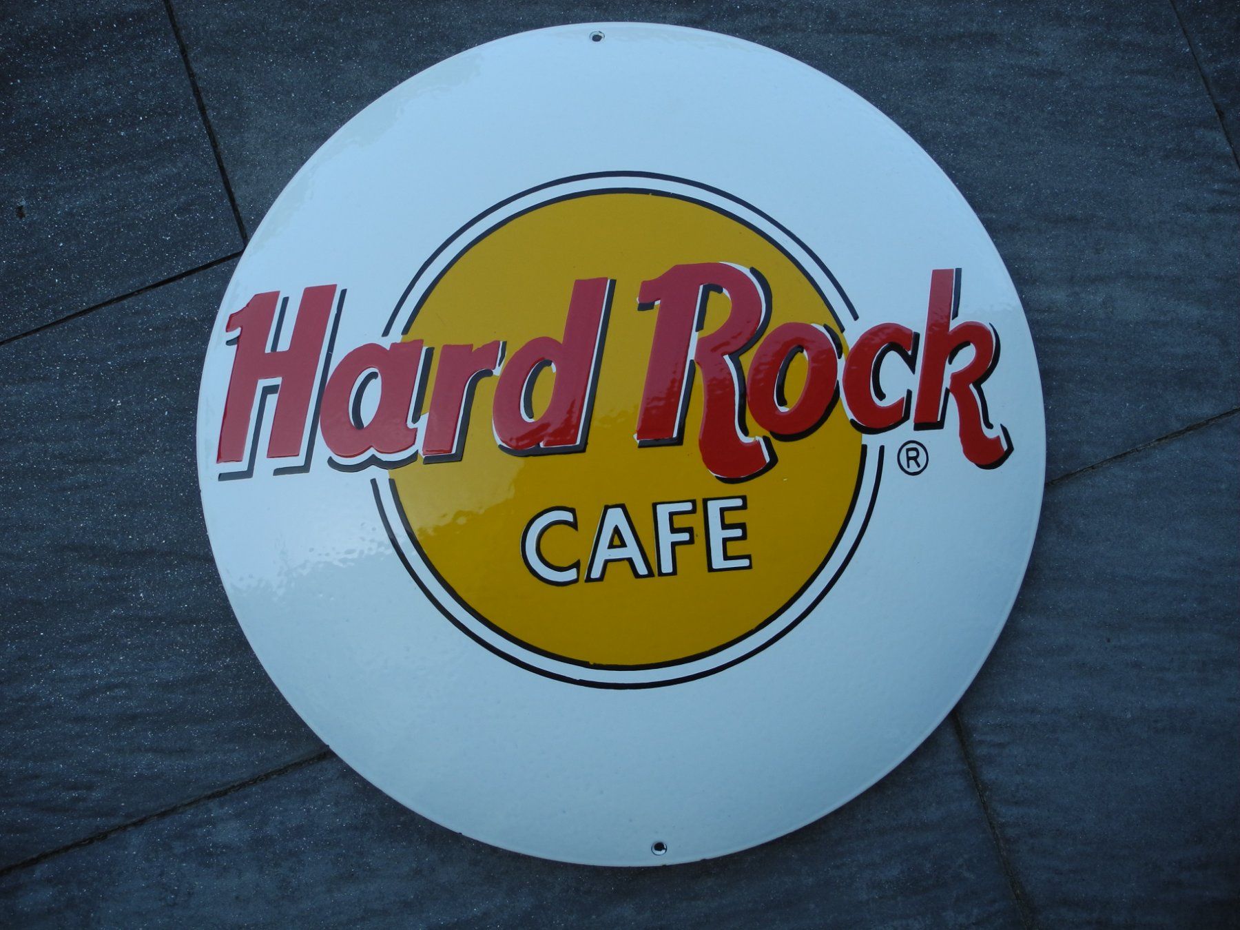 Insegne: GROSSES HARD ROCK EMAILSCHILD – Usato da Reinach AG venduto da Huckleberrysix