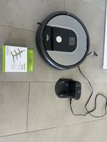 iRobot Roomba 975 + station + brosses neuves