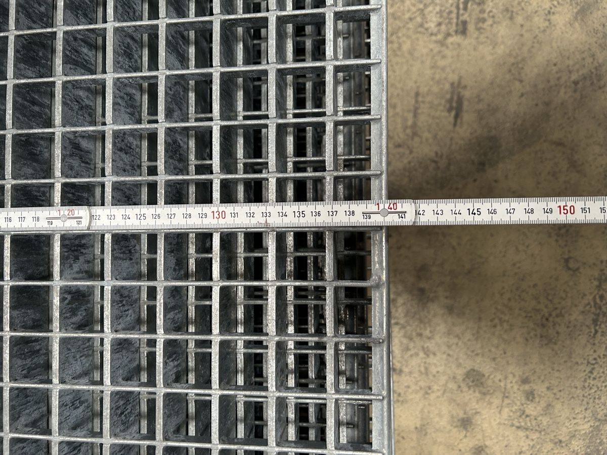 Grilles & Grillages: Gitterrost verzinkt 140x100cm  – D'occasion à Muri AG par Schibi_prelude 1
