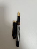 Pelikan Füllfederhalter Souverän M600 grau BB Feder