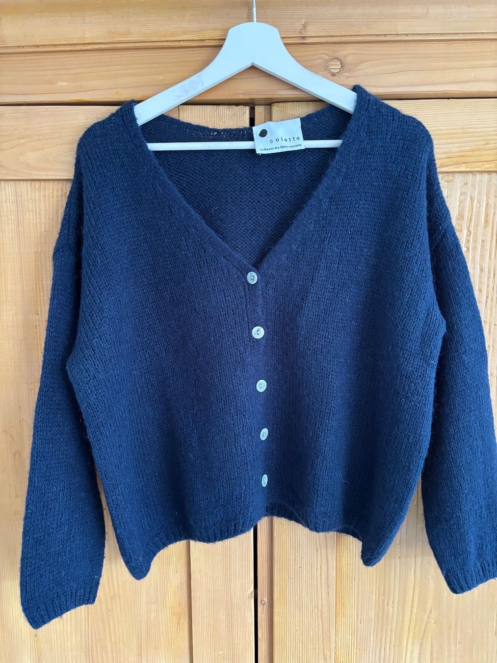 Nile Vestes: NILE Damen-Wolljäckchen – D'occasion à Sutz par ber_nwq9 3
