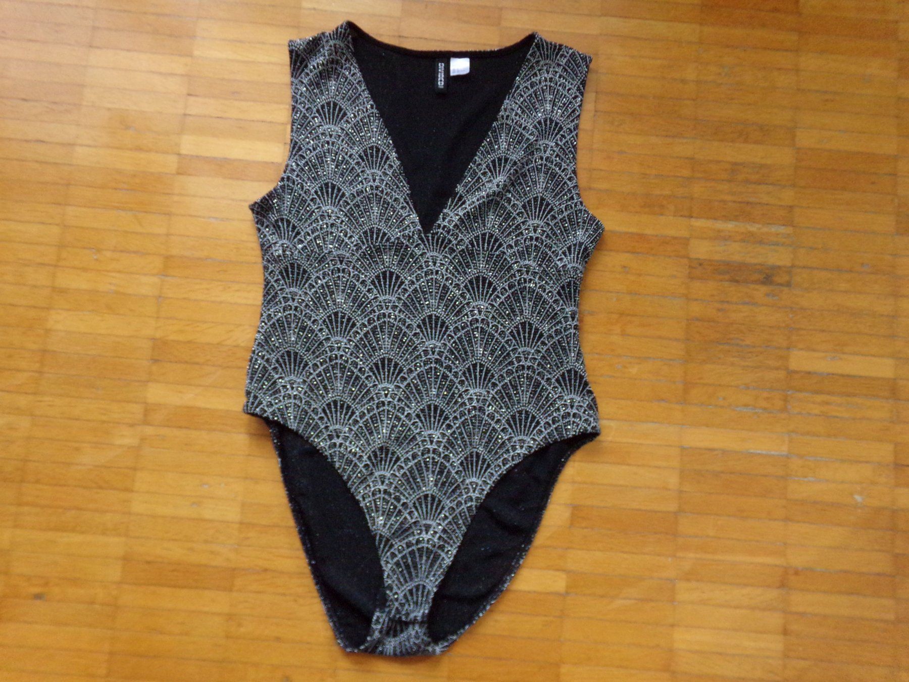 H&M Sonstige Unterwäsche: Damen Body schwarz Silber Glitzer  Gr. L   H&M – Gebraucht aus Winterthur von Jessi_di