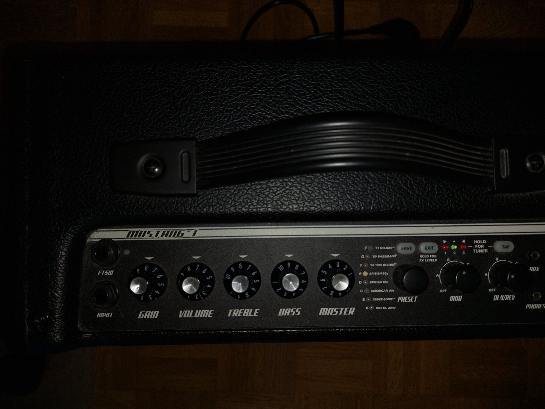 Fender Amplificatori: Fender Mustang Gitarrenverstärker – Usato da Arlesheim venduto da wiesengruen 1