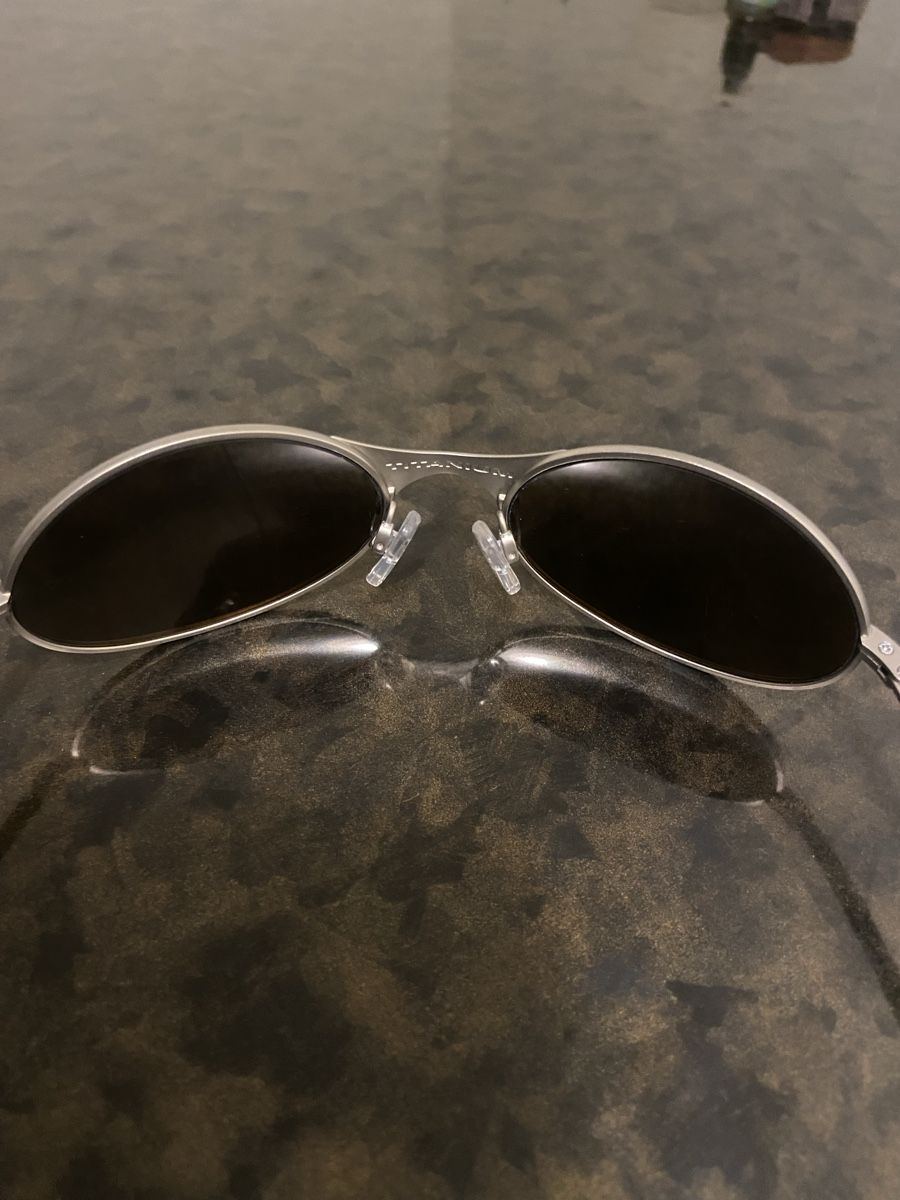 Oakley Occhiali & Lenti: Oakley Titanium Sonnenbrille  – Nuovo (secondo la descrizione) da Altdorf UR venduto da surinee 6