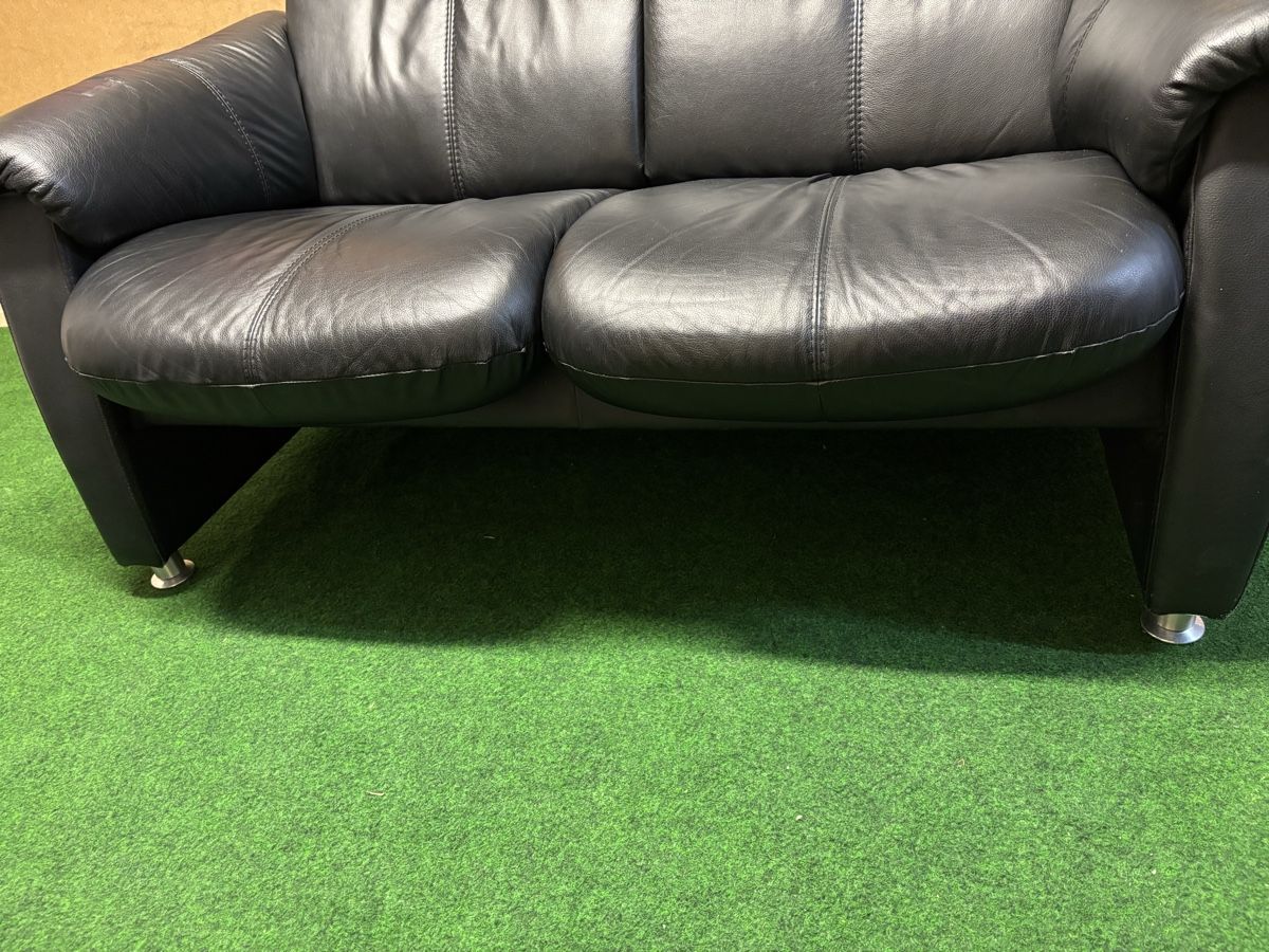 Divani: Ledersofa mit Liege funktion – Usato da Zug venduto da Deks 6
