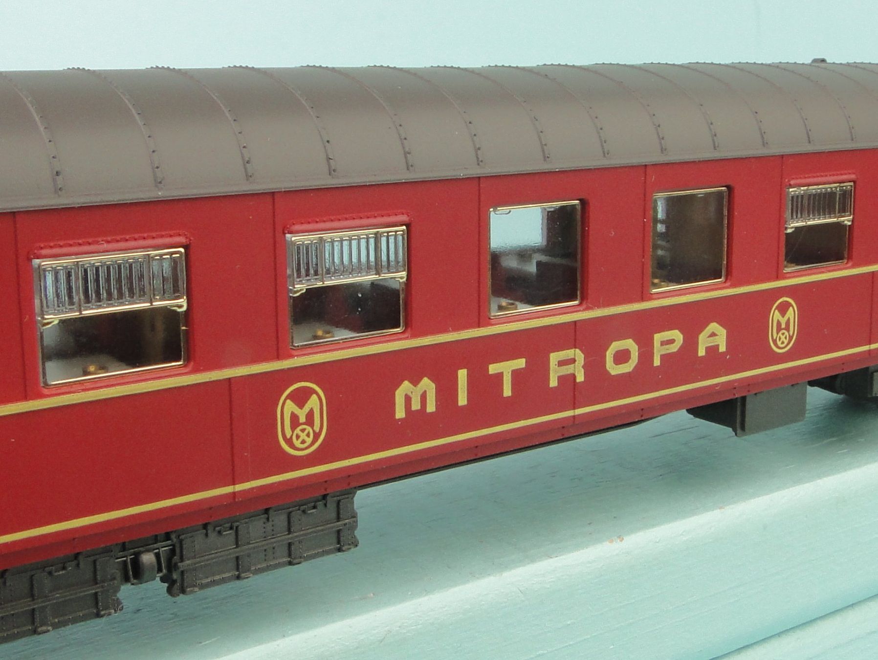 Rivarossi Modelleisenbahnen: Rivarossi H0 2923 Dining Car Mitropa – Gebraucht aus Bülach von cann11 6