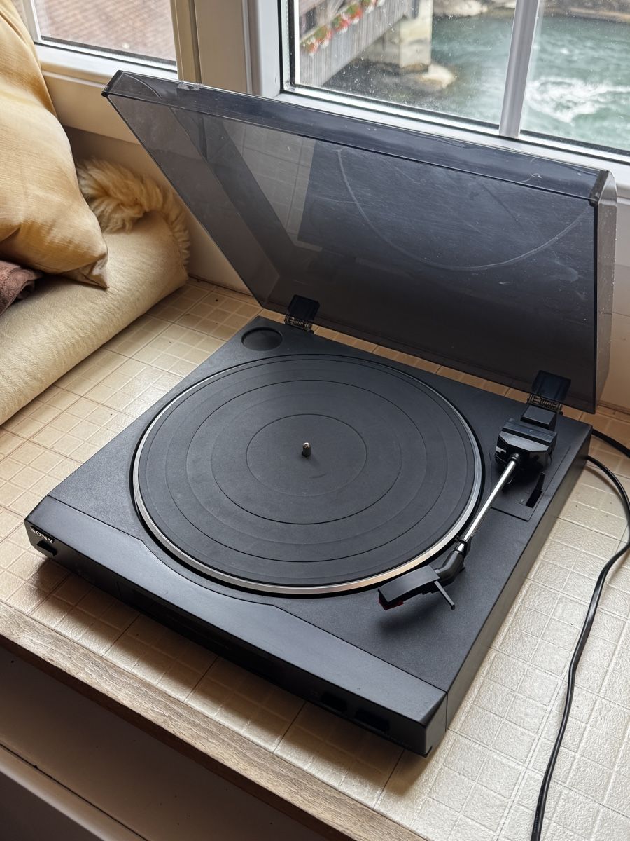 Sony Plattenspieler: SONY PS-LX52Y Plattenspieler – Gebraucht aus Bremgarten AG von Lapordendure