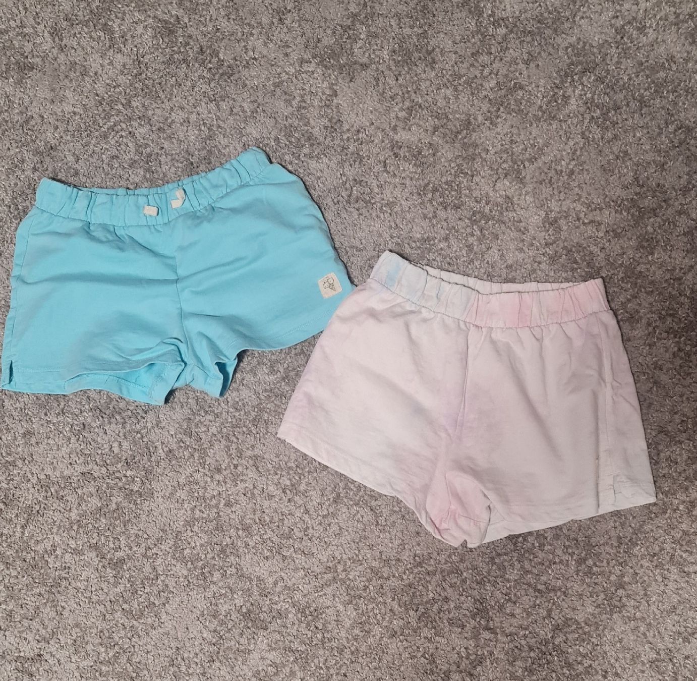 Pantaloni: kurze hose 146 – Usato da Ehrendingen venduto da Ince2016