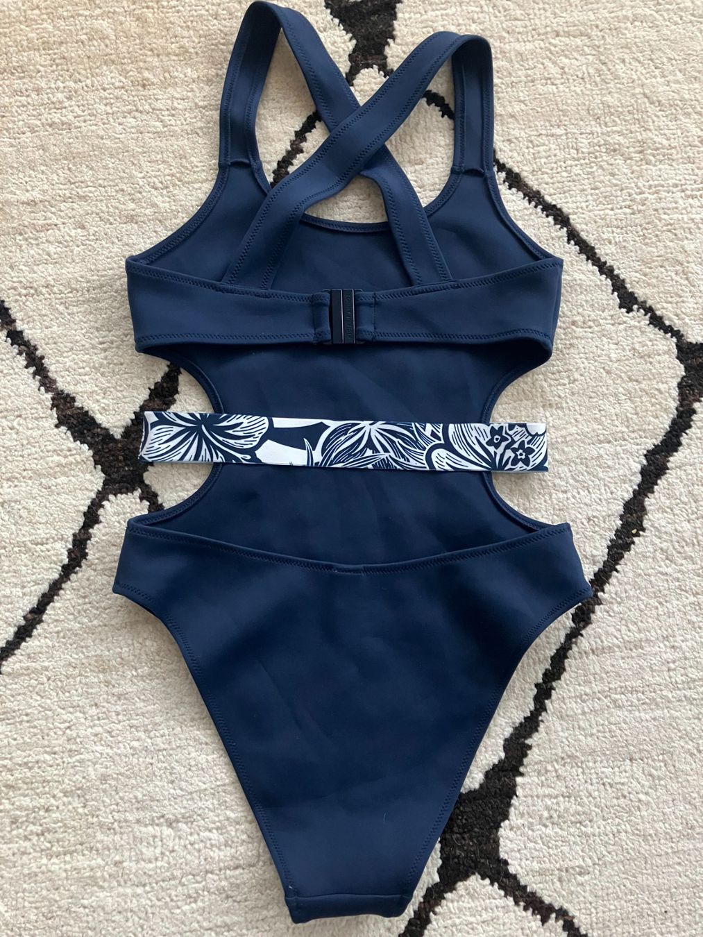 Tommy Hilfiger Costumi da bagno & Bikini: Badeanzug Tommy Hilfiger dunkelblau, S – Usato da Baden venduto da jcm_9dkf 1