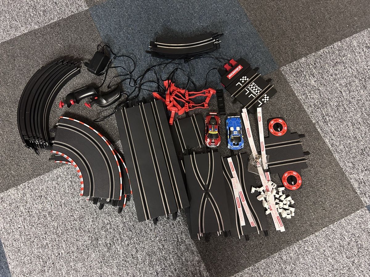 Carrera Rennbahnen: Carrera GO!!! Highspeed Racing System – Gebraucht aus Kreuzlingen von Faebuu 1