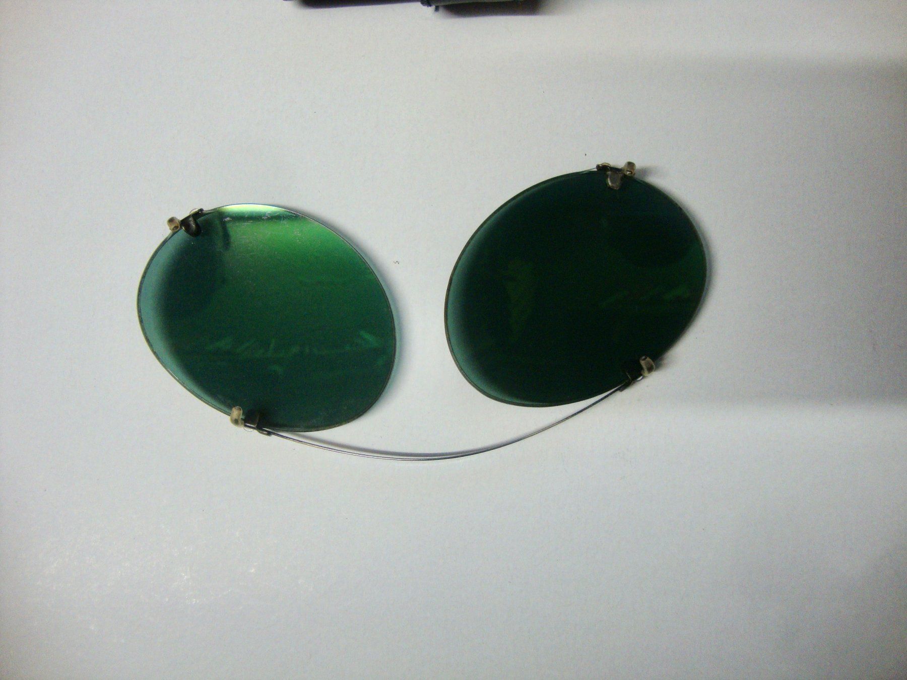 Occhiali & Lenti: Aufsteck Sonnenbrille im Etui – Usato da Winterthur venduto da halle07 1