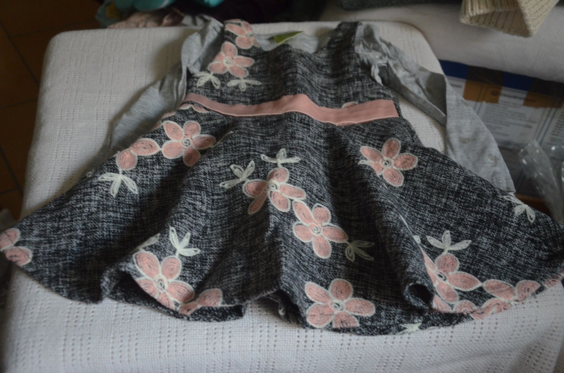 Vestiti & Gonne: TAILLE 80 - ROBE – Usato da Chiasso venduto da Dolly015