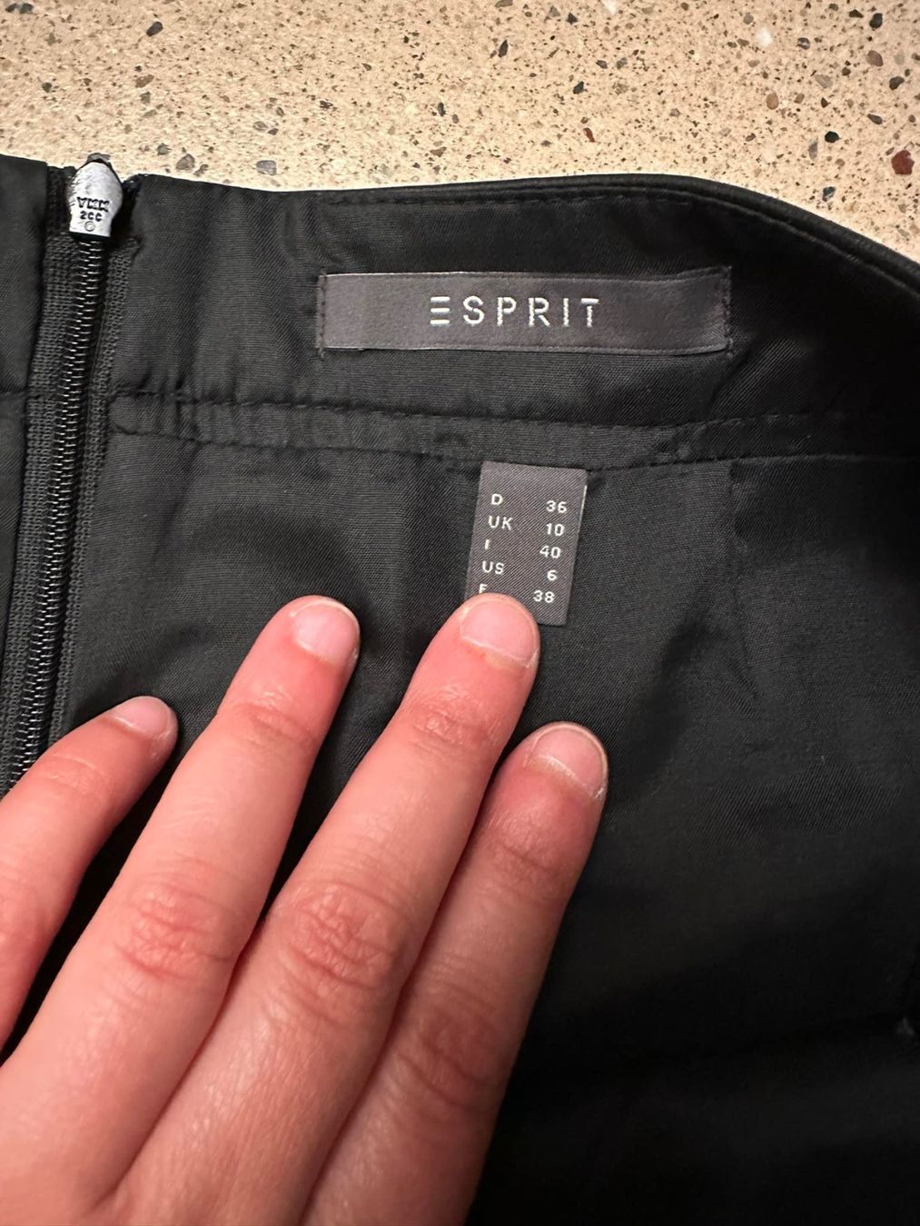 Esprit Gonne: Esprit Rock Grösse 36 – Usato da Winterthur venduto da AngiDi 1