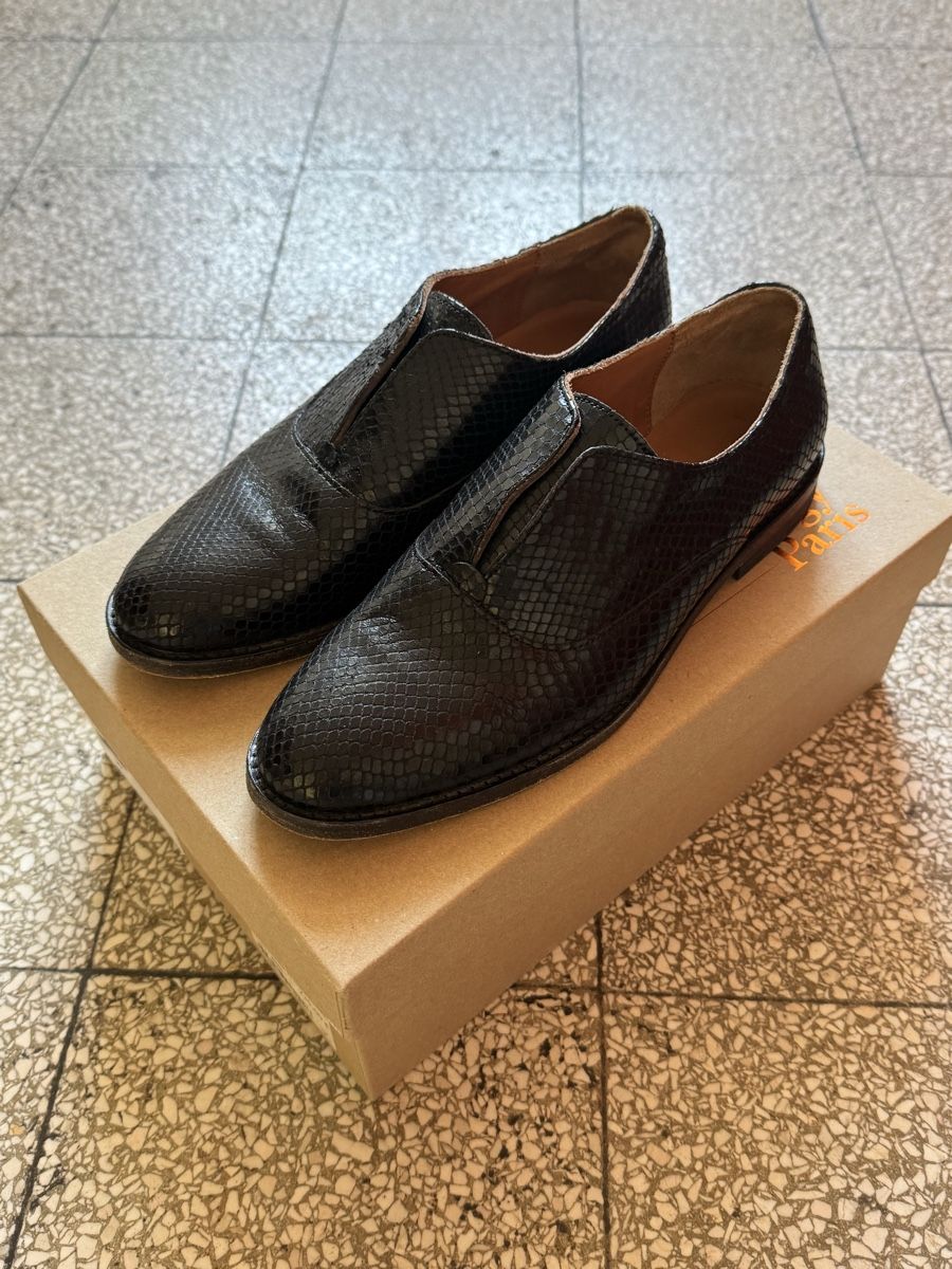 Scarpe da donna: Elegante Lederschuhe in schwarz – Usato da Zürich venduto da MonjaPan