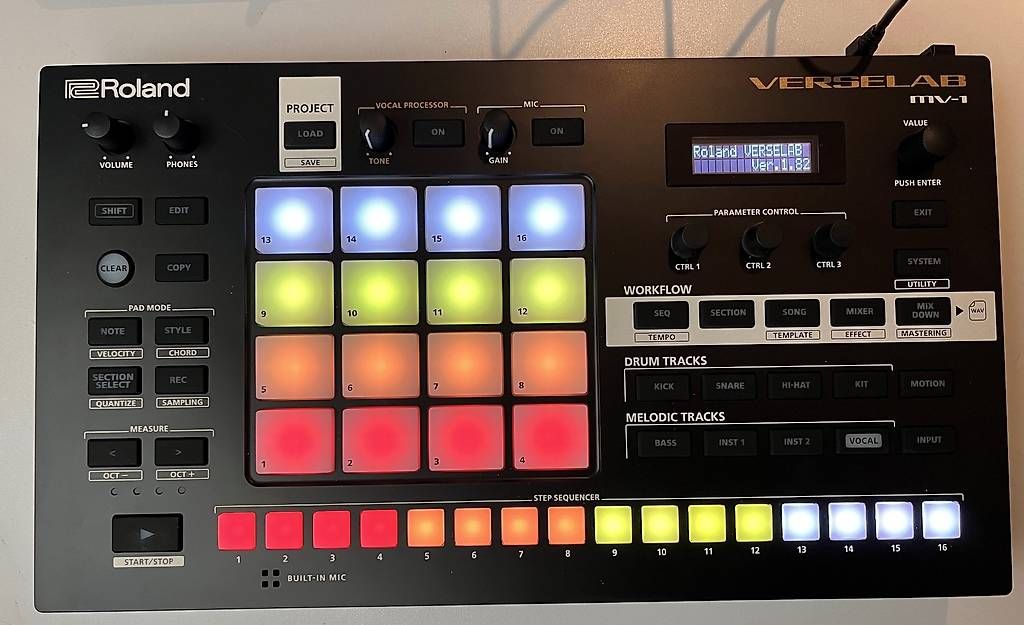Roland Strumenti musicali: Roland Verselab Studio production – Nuovo e nell'imballaggio originale da Neuchâtel venduto da Music_Avenue