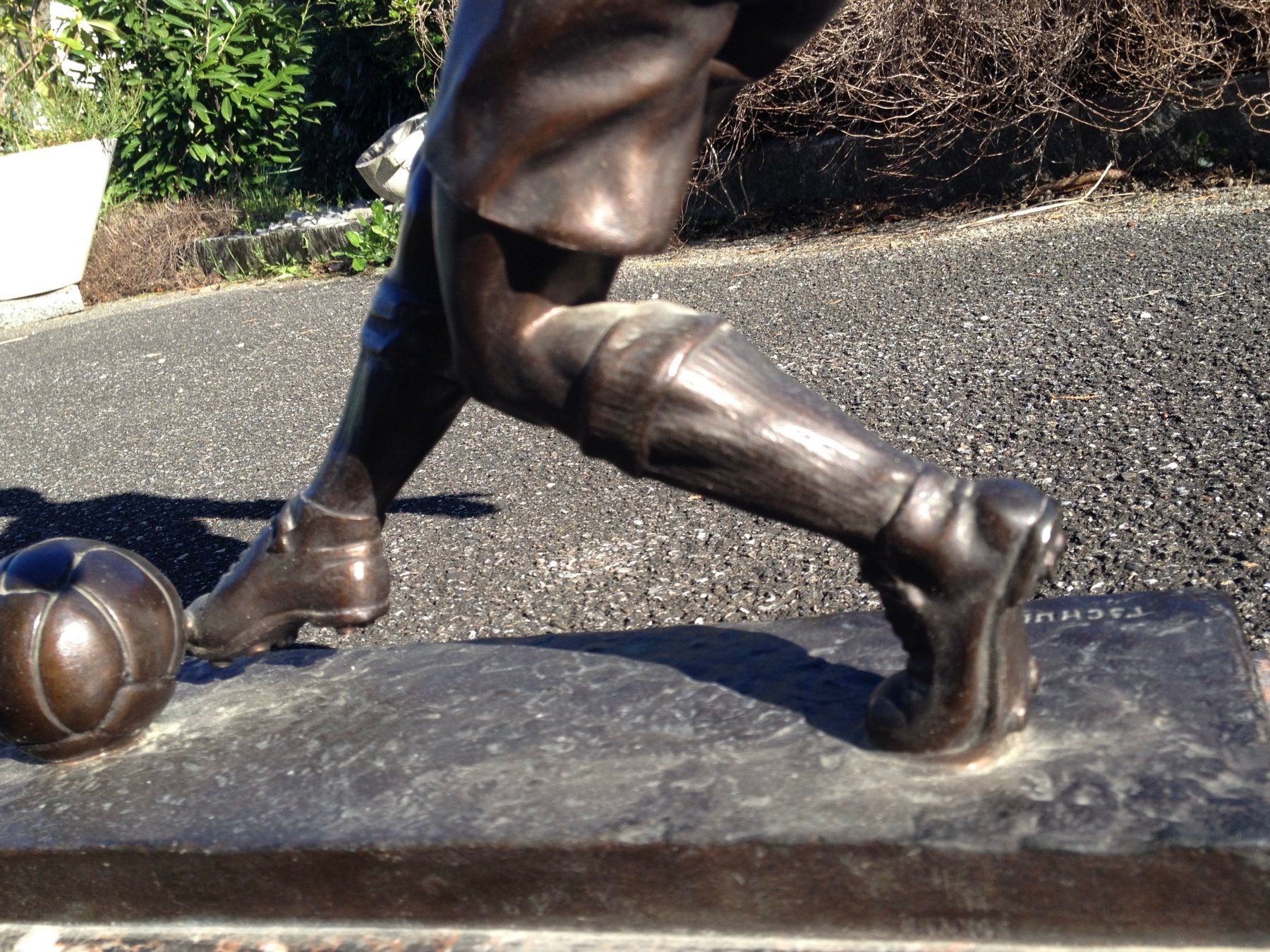 Sculture & Statue: scuplture Foot Raymond Tschudin – Usato da Vuiteboeuf venduto da broticaire 8