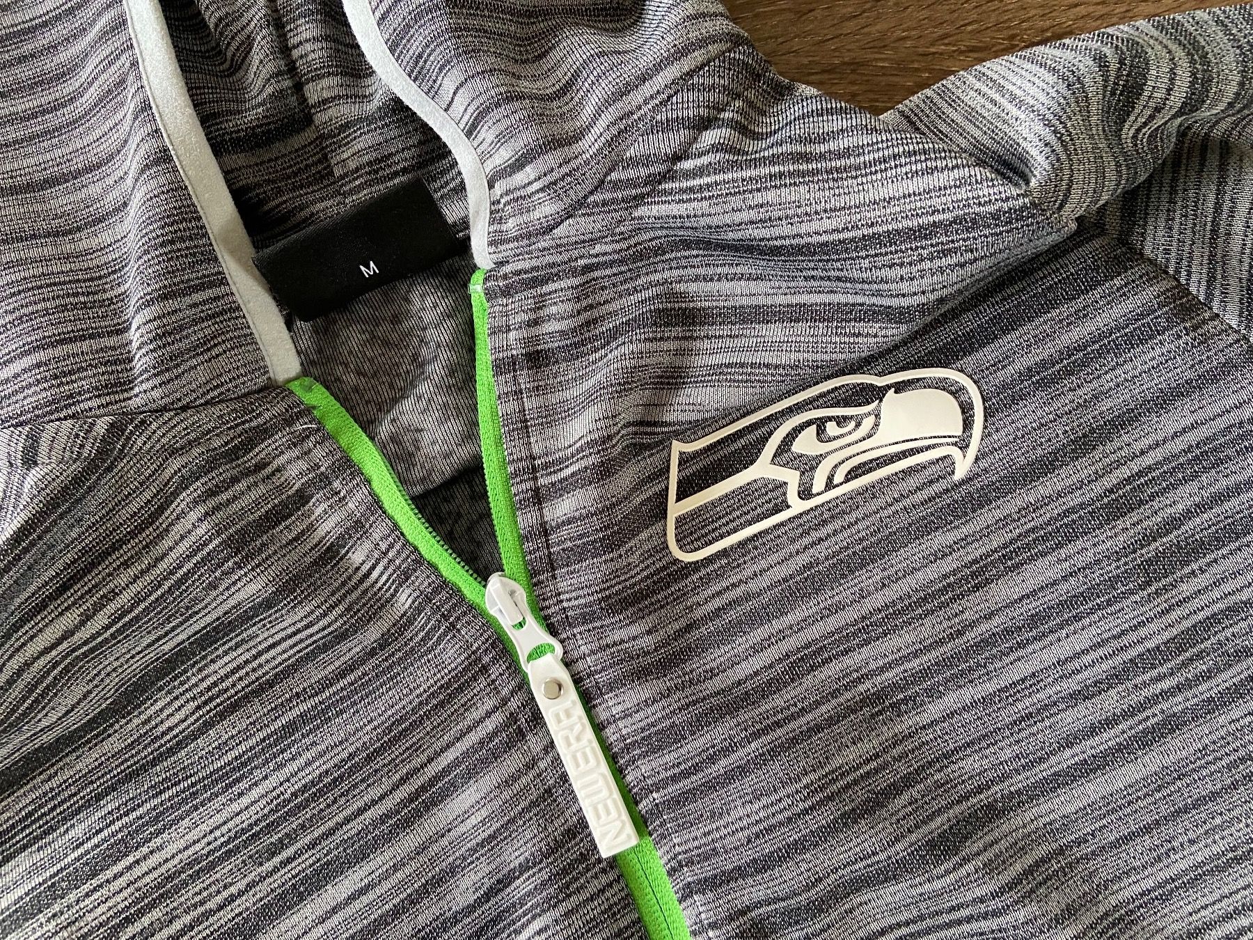 New Era Maglioni & Felpe: Seattle Seahawks Pullover Gr. M – Usato da Muttenz venduto da bargain_hunter 1