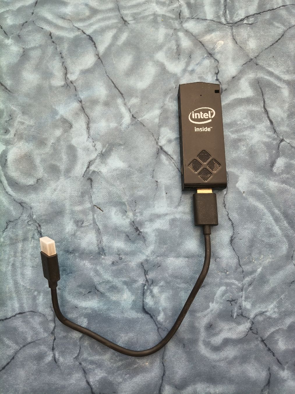 Intel PC: Intel Compute Stick HDMI Mini PC used – Difettoso da Zürich venduto da TrainLine 1