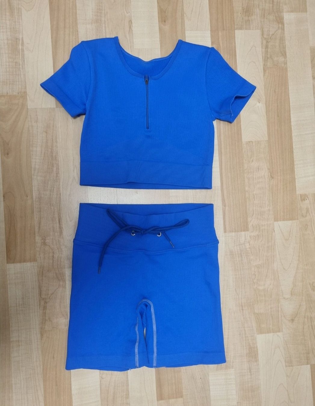 Ensembles & Tailleurs: Sportanzug – Neuf (Voir description) à Jonen par Juliette_St 1