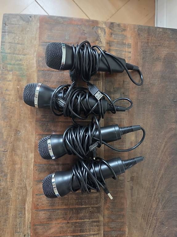 Mikrofone: Singstar Mikrofon mit USB Anschluss – Gebraucht aus Zürich von marleneg02 2