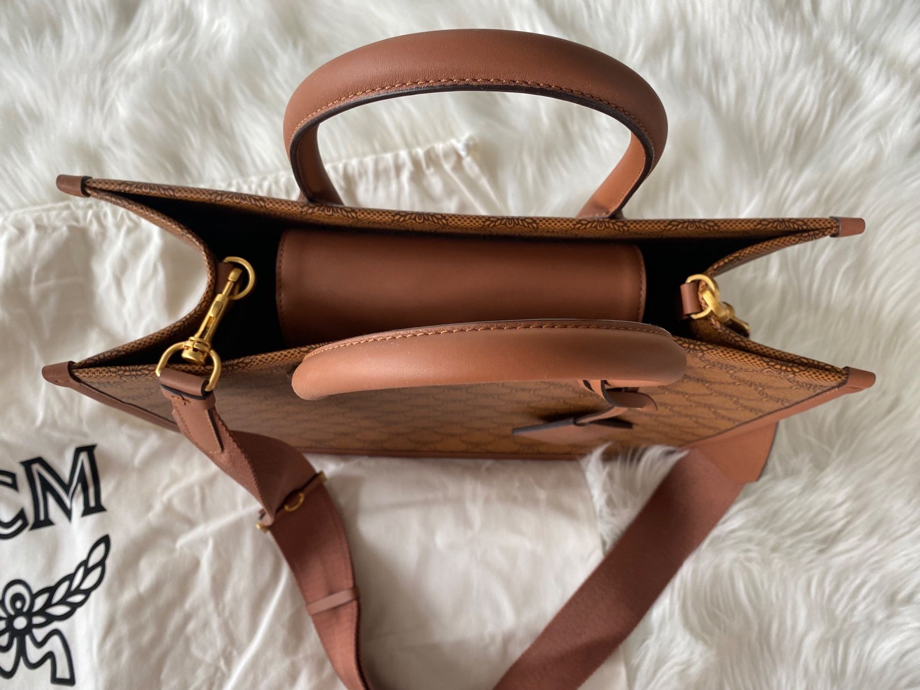 Mcm Taschen: MCM Shopper "Himmel" cognac - mittelgrosse Tragetasche – Gebraucht aus Duebendorf von Alexandertreyer 8