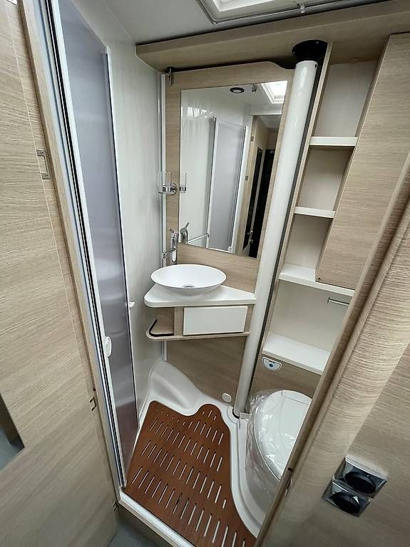 Veicoli da campeggio: Rapido COMPACT C55 – Usato da Langenthal venduto da Reisemobil01 5