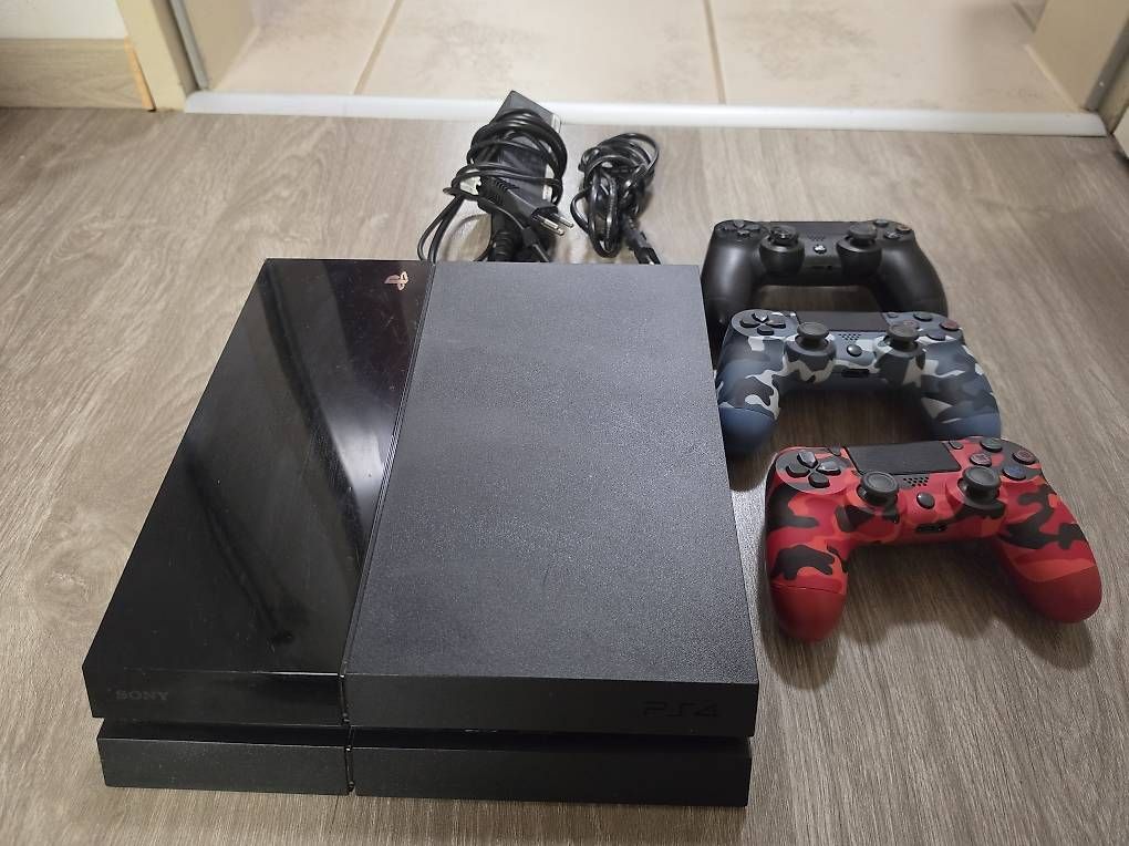 Sony Konsolen: Play Station 4 – Gebraucht aus Aesch BL von Prisca013