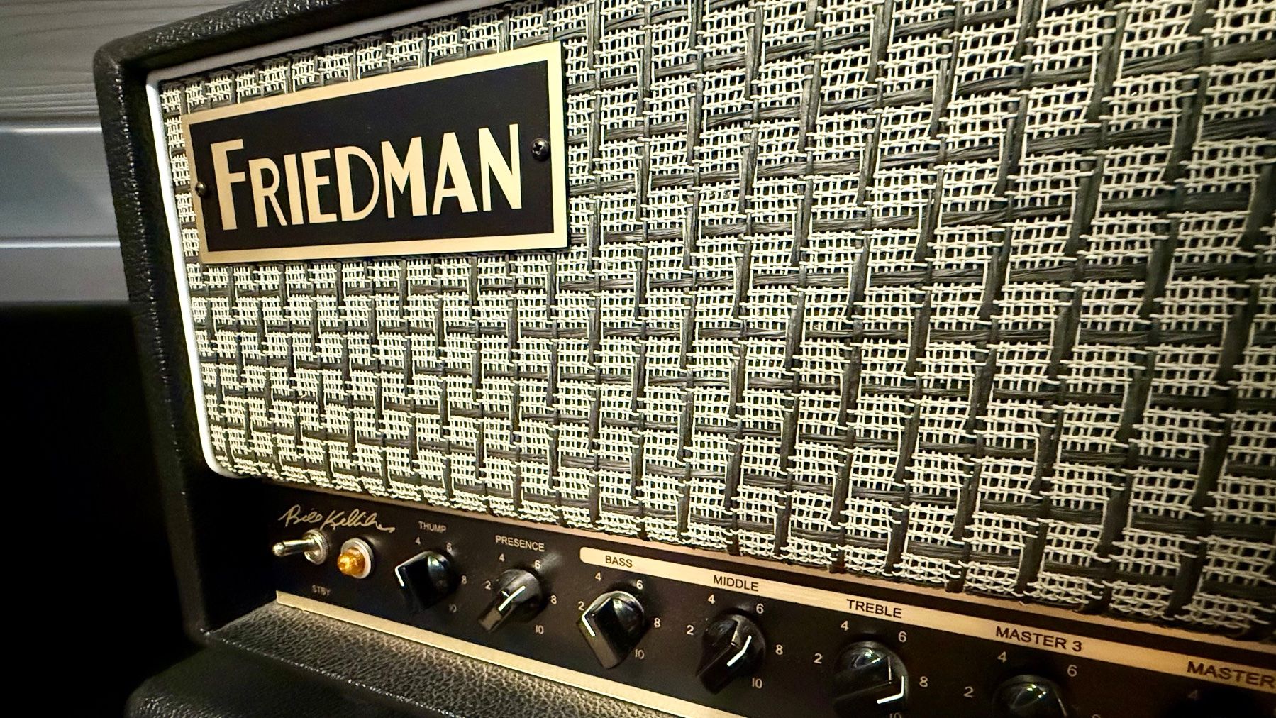 Friedman Amplificatori: FRIEDMAN BUTTERSLAX inkl. 2x12 Checkered Cab – Usato da Würenlos venduto da Boizzer 4