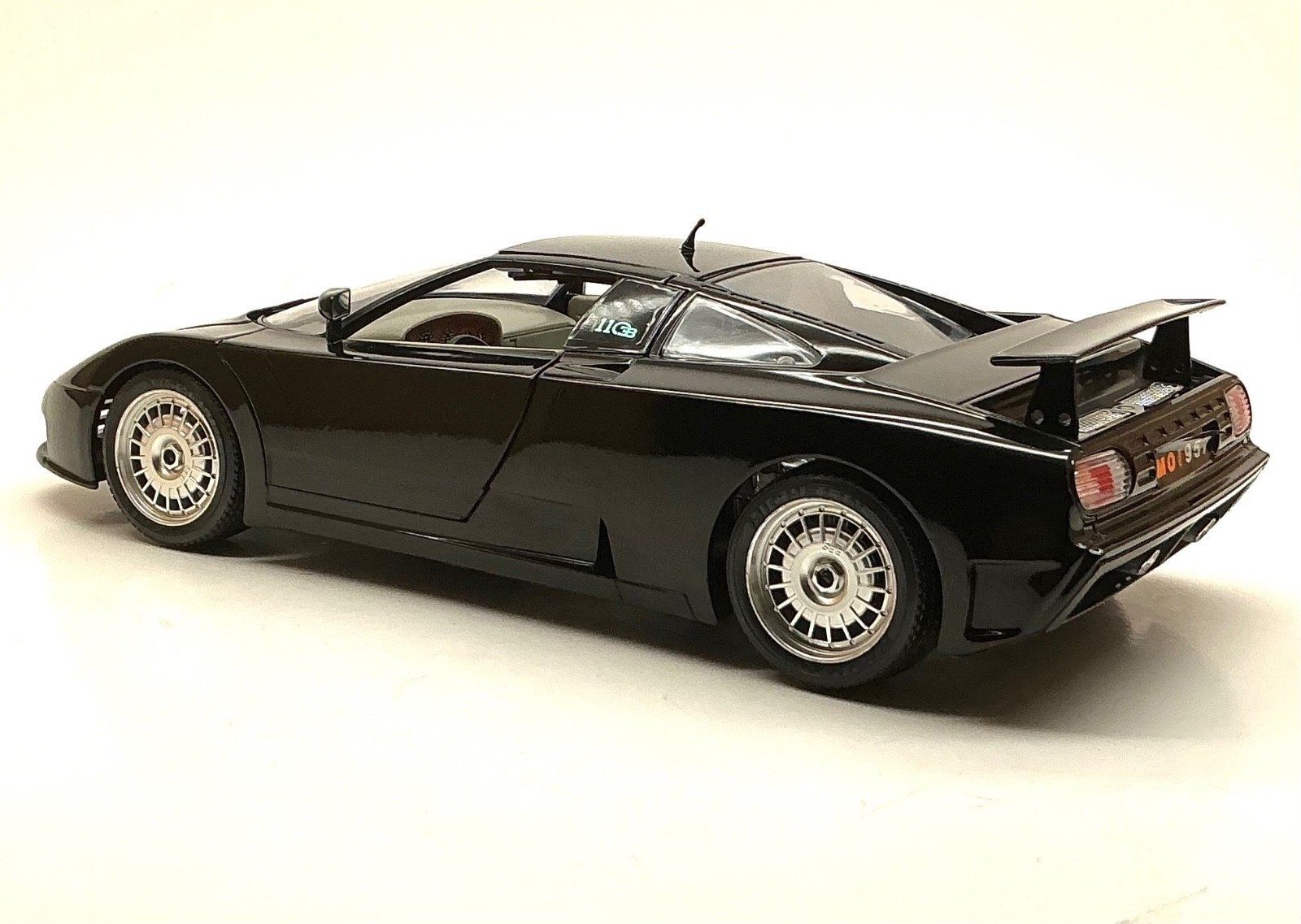 Bugatti Modellini d'auto: Bugatti EB110  Bj.1991 Bburago 1-18 Nr 19 – Usato da Männedorf venduto da toroloco1953 4