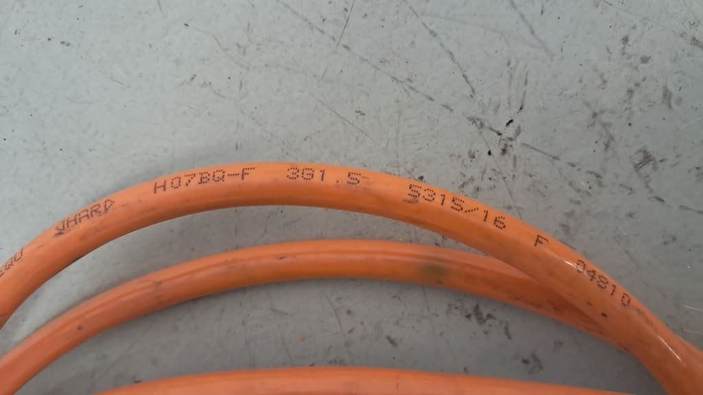 Cavi: Industrie Kabel-Set mit CEE-Stromanschlüsse – Usato da Alpnach-Dorf venduto da Hess-Automobile 4