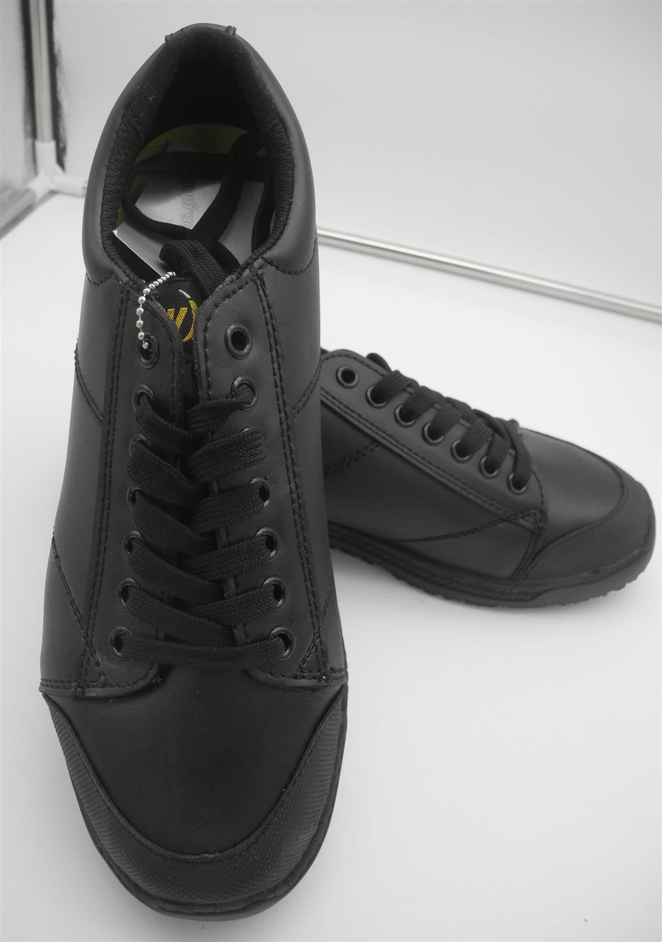 Scarpe da uomo: Anvil Berufsschuh Oregon, Gr. 40, Nr. 145 – Nuovo e nell'imballaggio originale da Kottwil venduto da Crazyrolf 2