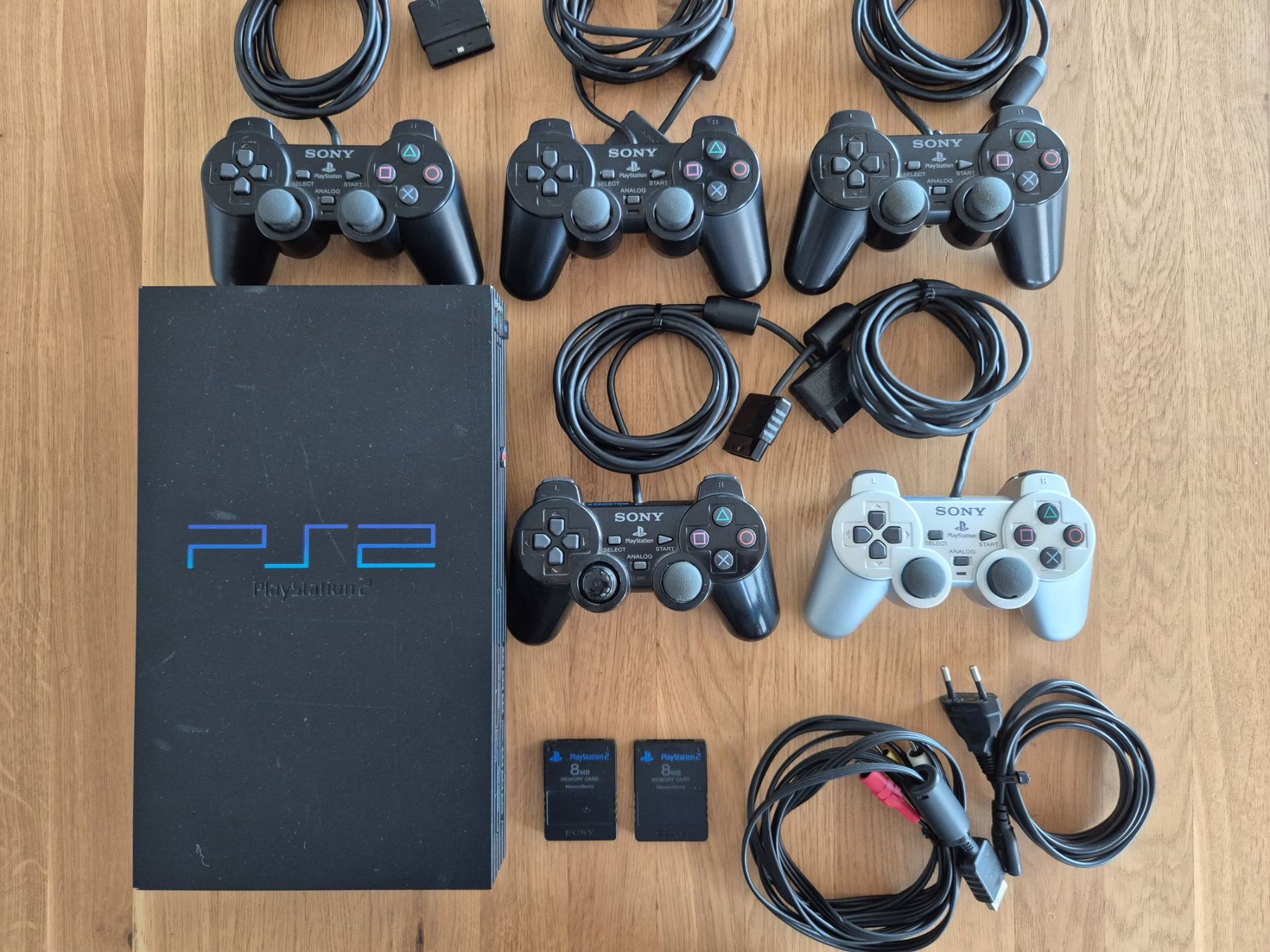 Sony Console: Playstation 2 Sony – Usato da Niederrohrdorf venduto da Pascal_egloff 2