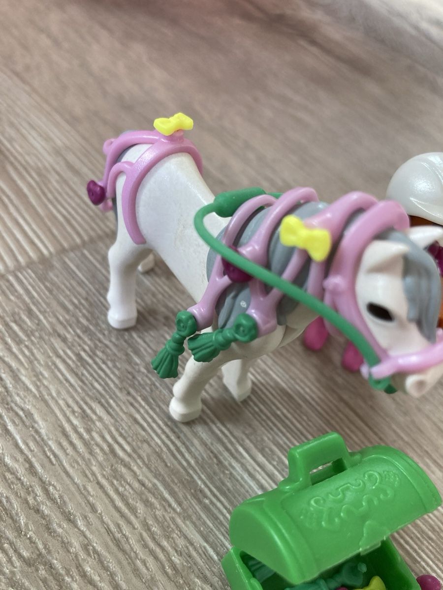 Playmobil Giocattoli: Playmobil Set: Pferdemädchen – Usato da Tenniken venduto da Bombadil8 3