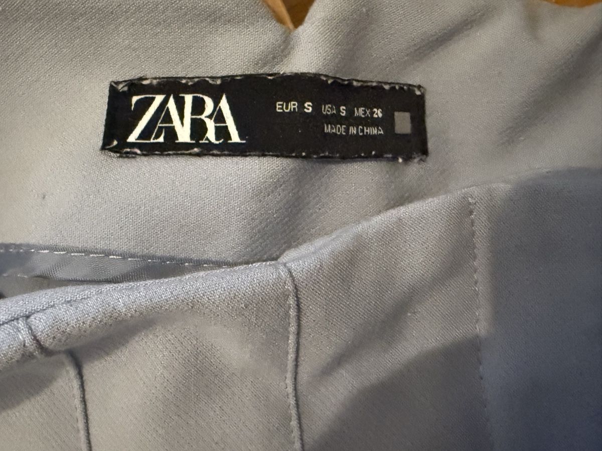 Zara Pantaloni: Zara Stoffhose, hellblau, Grösse S – Usato da Basel venduto da zukk_ 1