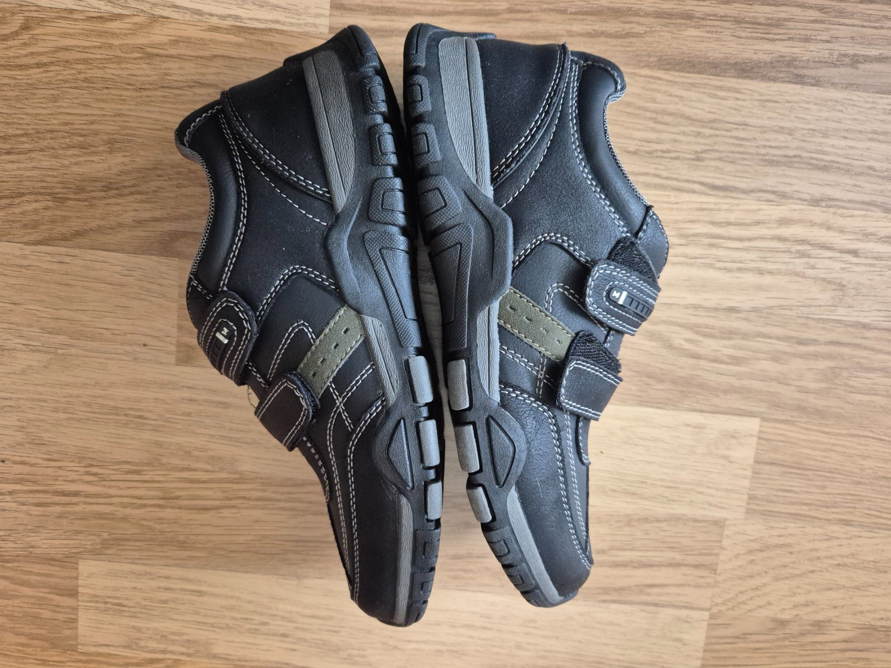 Scarpe da donna: Memphis One, neuwertig, Grösse 42 – Nuovo (secondo la descrizione) da Langenthal venduto da Polarisstern 3
