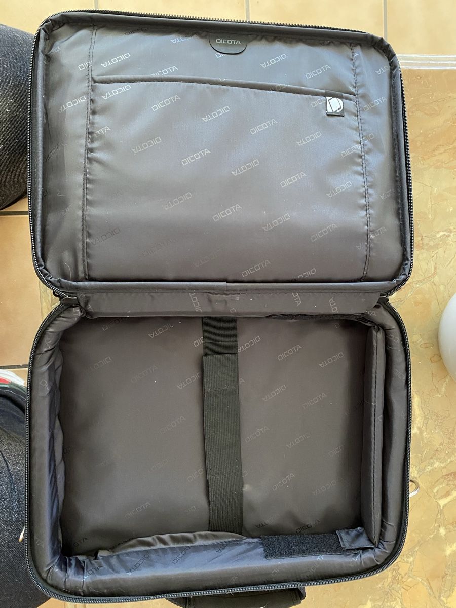 Borse: Laptop Tasche – Usato da Rechthalten venduto da nicole050 1