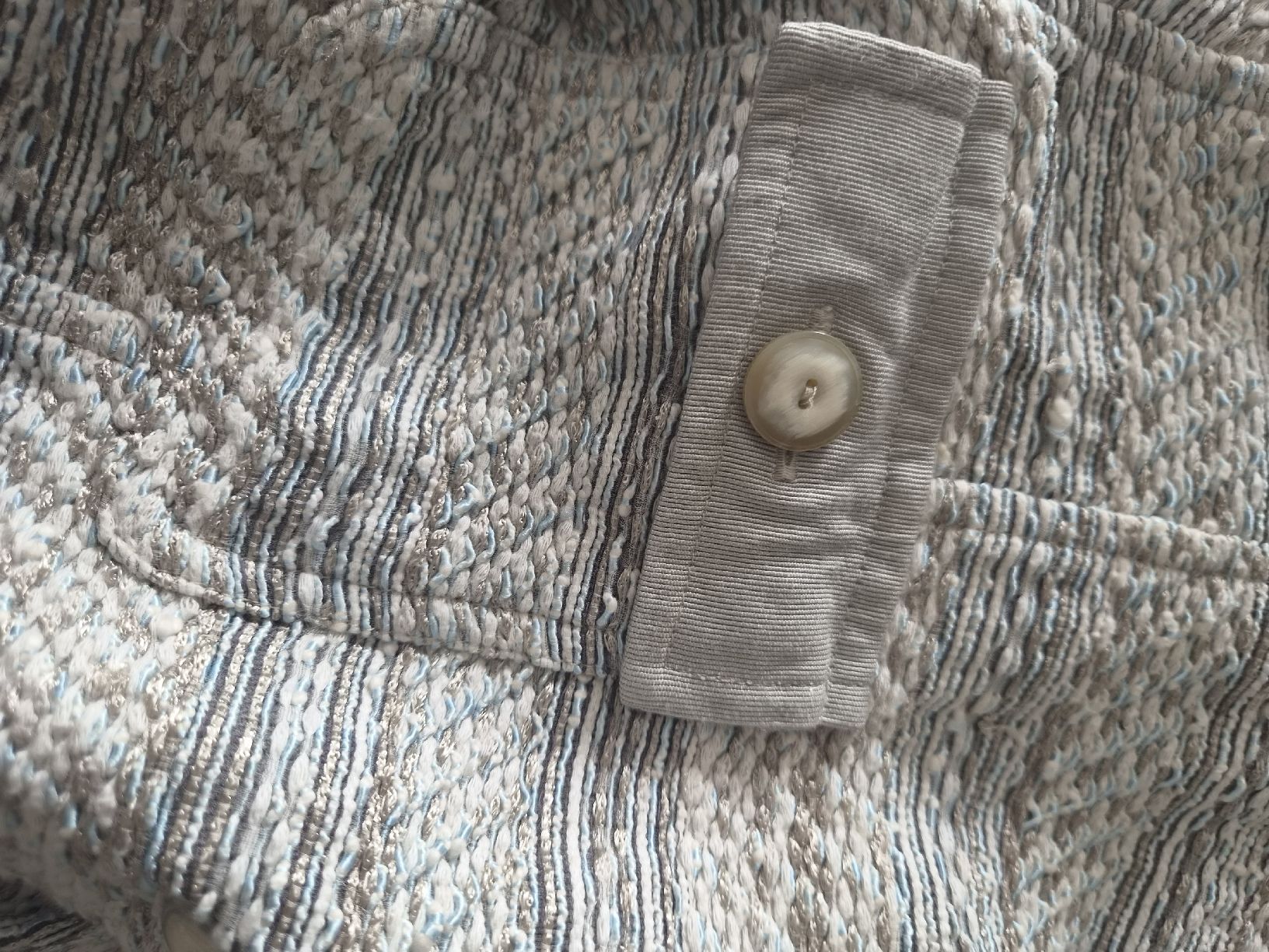 Armani Giacche & Cappotti: Armani schöne Jacke Gr. 16/L – Usato da Frenkendorf venduto da Moon111 3