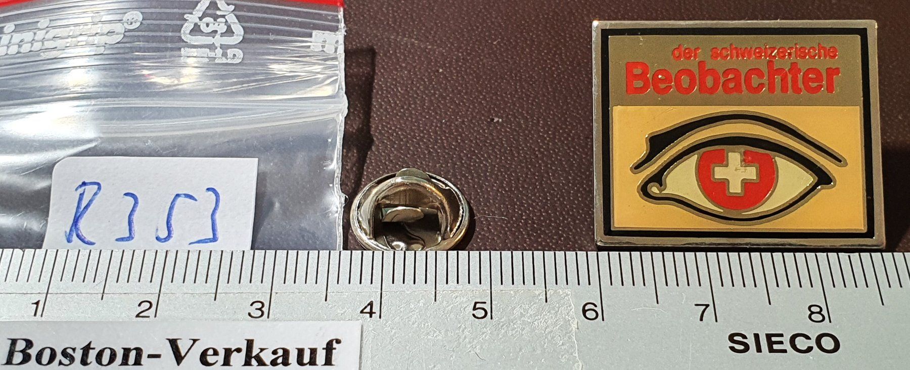Zeitschriften & Magazine: R353 - Pin Zeitschrift der schweizerische Beobachter – Gebraucht aus Reinach BL von Boston-Verkauf 1
