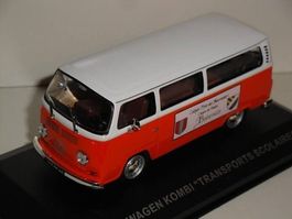 VW T2a/b Schulbus 1971-1972 orange / weiss / Decor    1:43