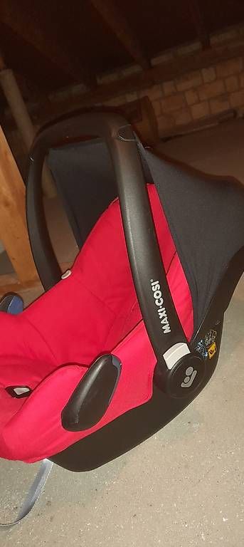 Maxi-Cosi Seggiolini per auto: Maxicosi Kindersitz – Usato da Bülach venduto da JAS32