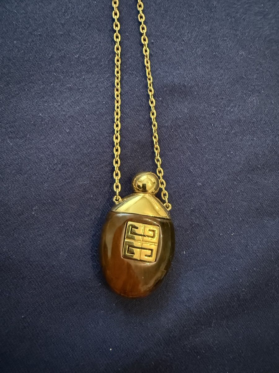 Givenchy Catenine: Collier vintage Givenchy – Nuovo (secondo la descrizione) da Bremgarten b. Bern venduto da nathalie83 1