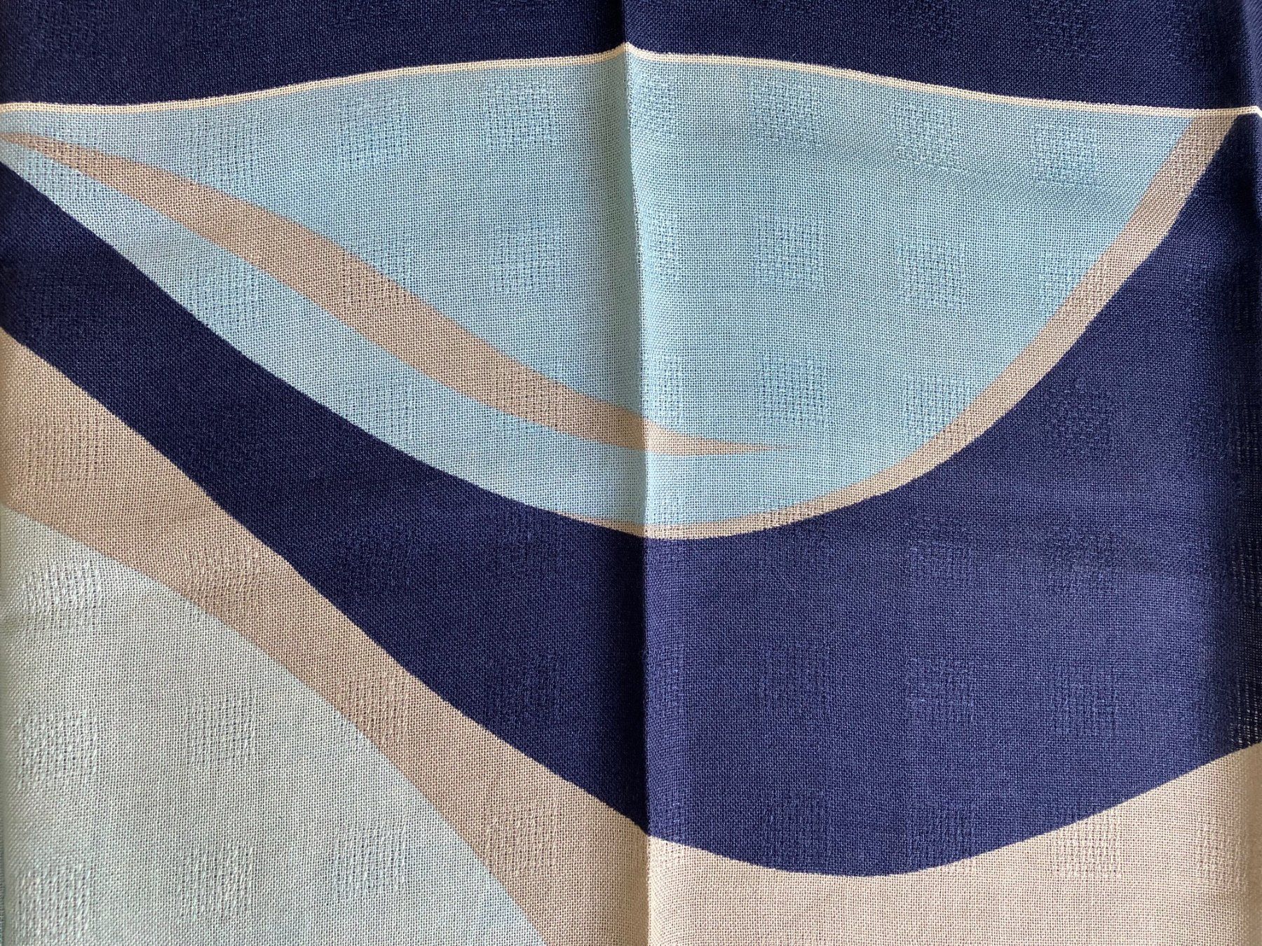 Foulard & Sciarpe: Wärmes Foulard – Usato da Winterthur venduto da Barunggeli 3