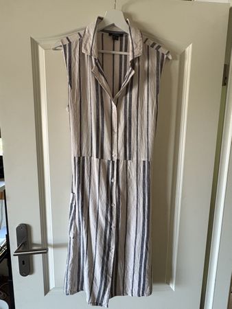 Leichtes Sommerkleid aus 100% Leinen, Gr. 44