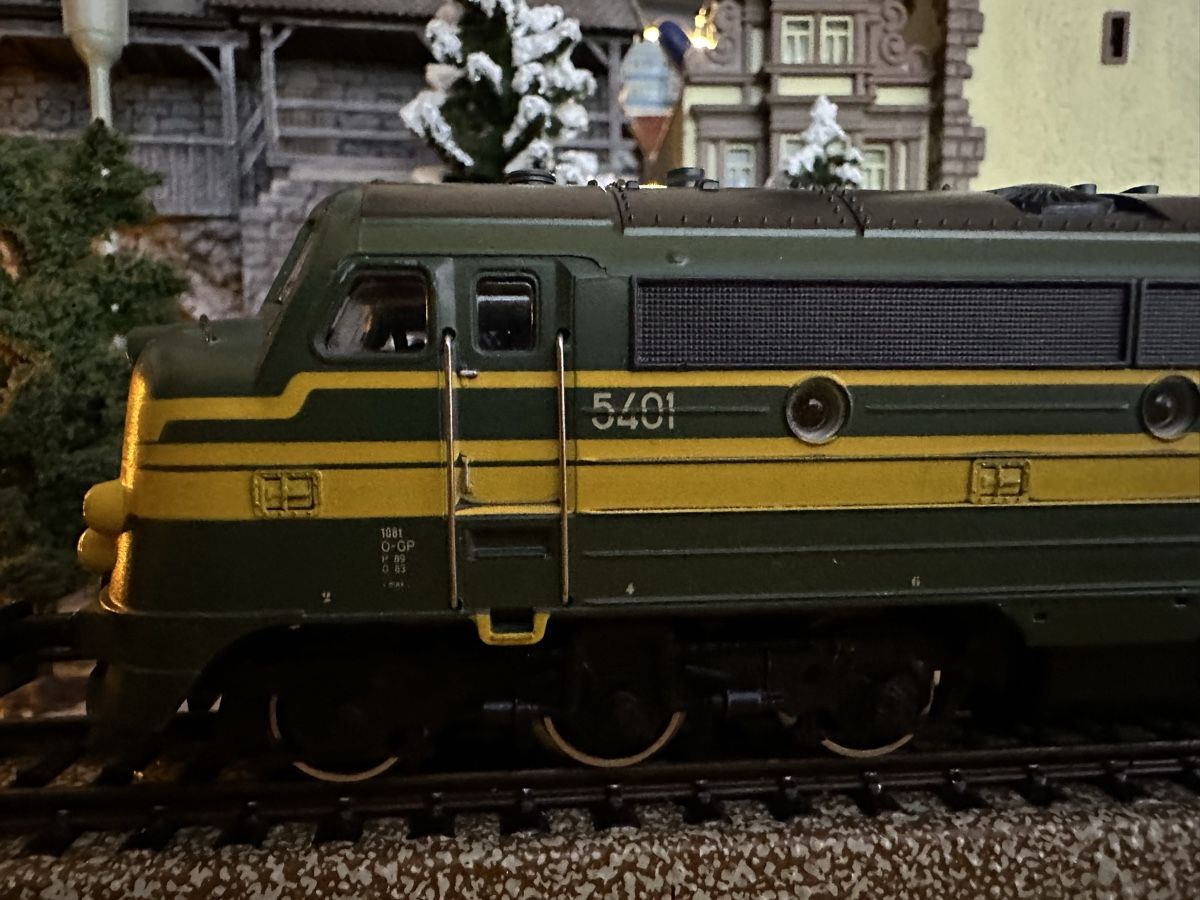 Märklin Modellini di ferrovie: Märklin 3133 SNCB BR 54 – Usato da Lupsingen venduto da New-Haven 1