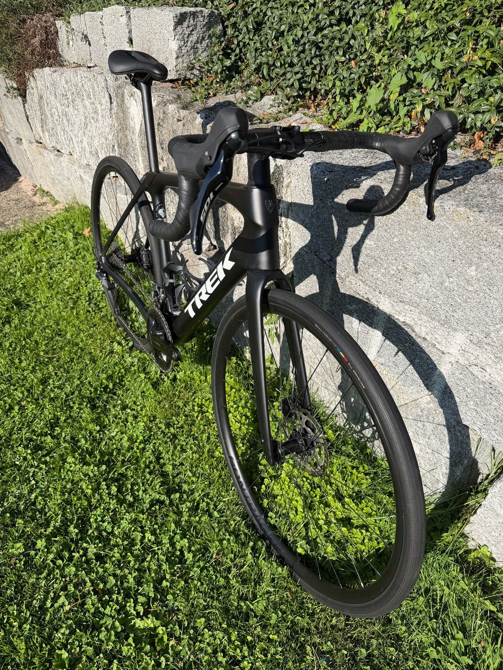 Trek Biciclette: Trek Domane SL 5 54 Matte Deep Smoke – Usato da Birmensdorf ZH venduto da simapf