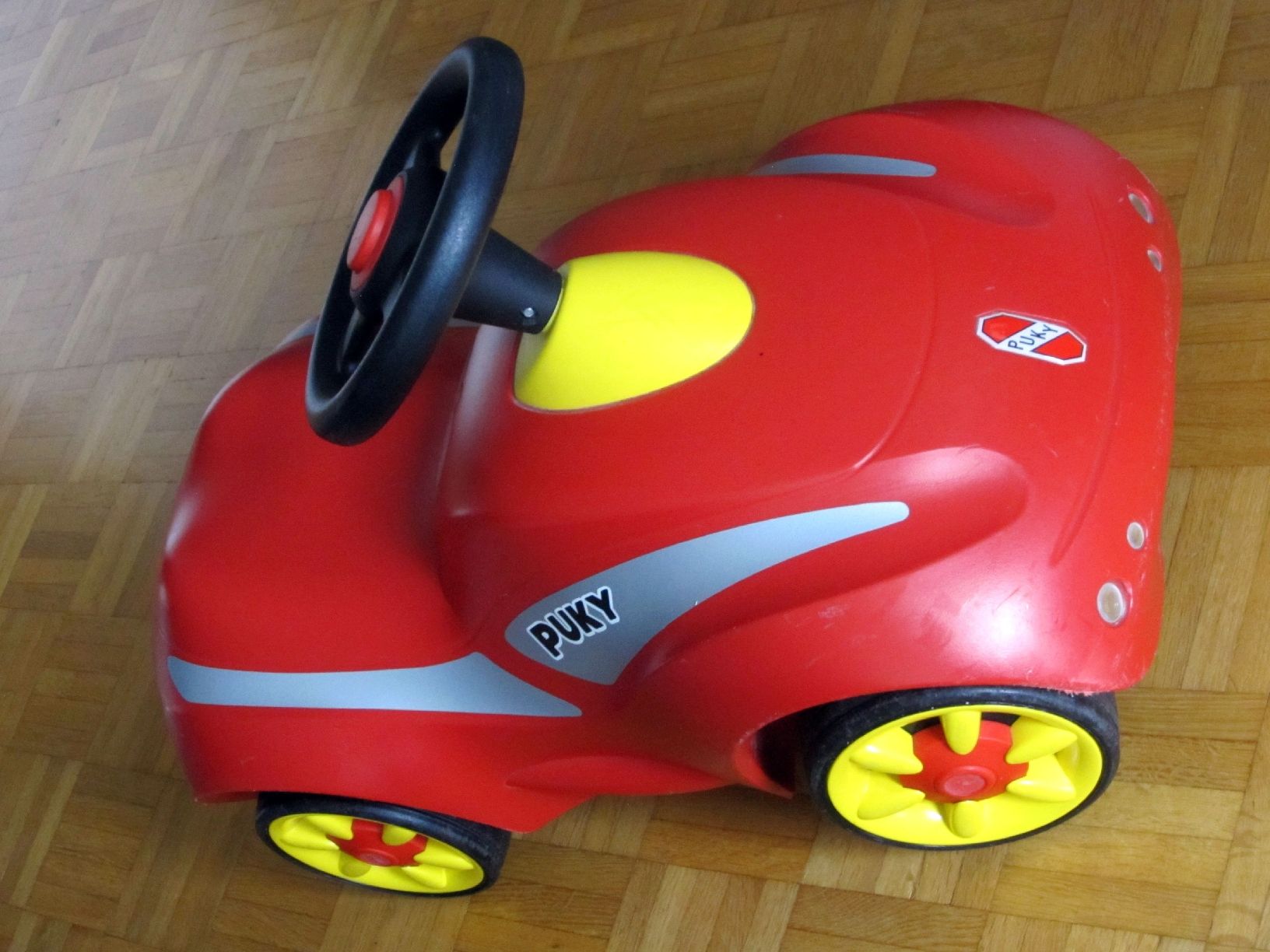 Puky Veicoli per bambini: Puky Racer ähnlich Bobby Car – Usato da Köniz venduto da Sternfaengerin