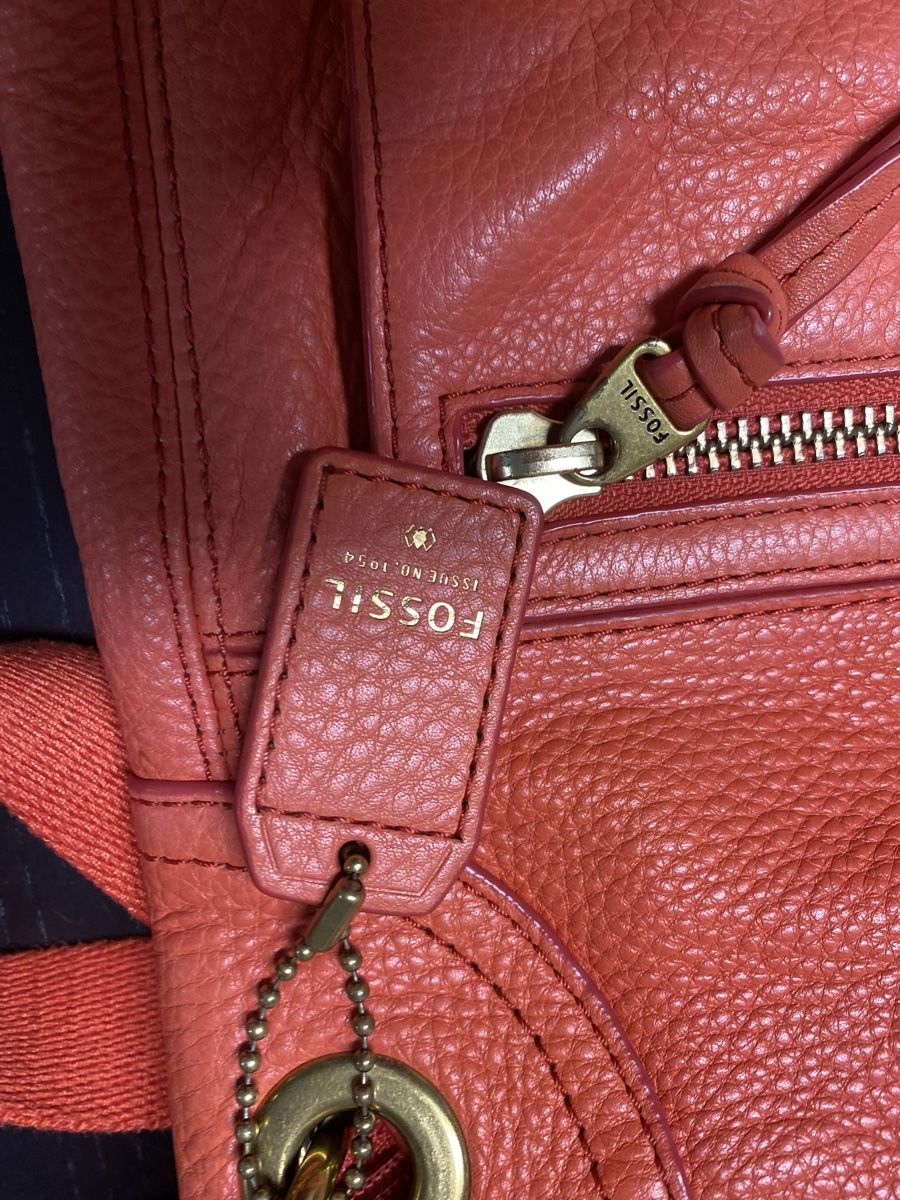 Fossil Taschen für Damen: Fossil Ledertasche,Schal🧣gratis dazu – Gebraucht aus Biel-Benken BL von PANORMUS 5