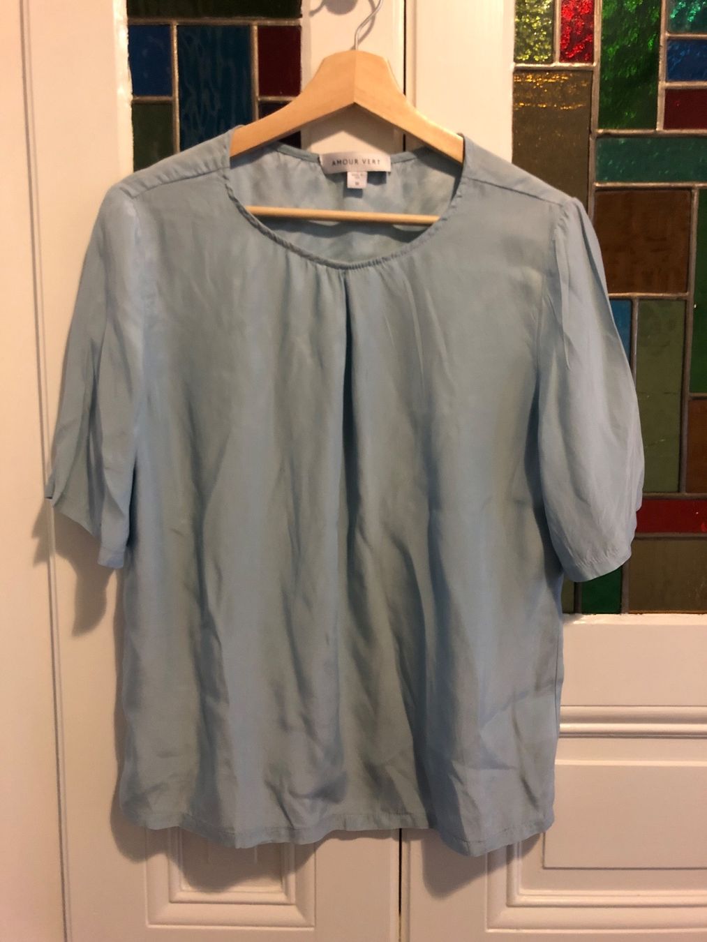 T-Shirts: Hellblaues Seidenshirt – Gebraucht aus Basel von Kalleskaviar 2