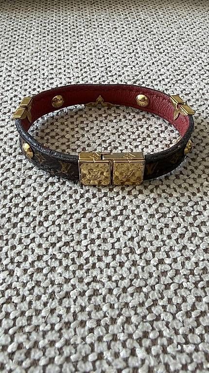 Armbänder & -reifen: Louis Vuitton Monogram Lederarmband – Gebraucht aus Schlieren von kumsal.aykac