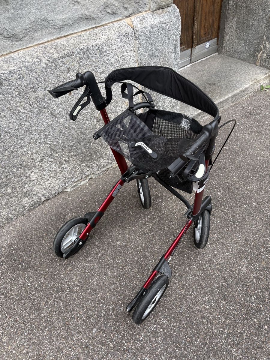 Gehhilfen: Rollator Gemino 30, red, foldable, with storage basket – Gebraucht aus Wallisellen von ameliasboutique 4